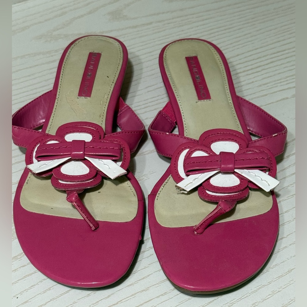 Bandolino Pink Sandals size 8.5